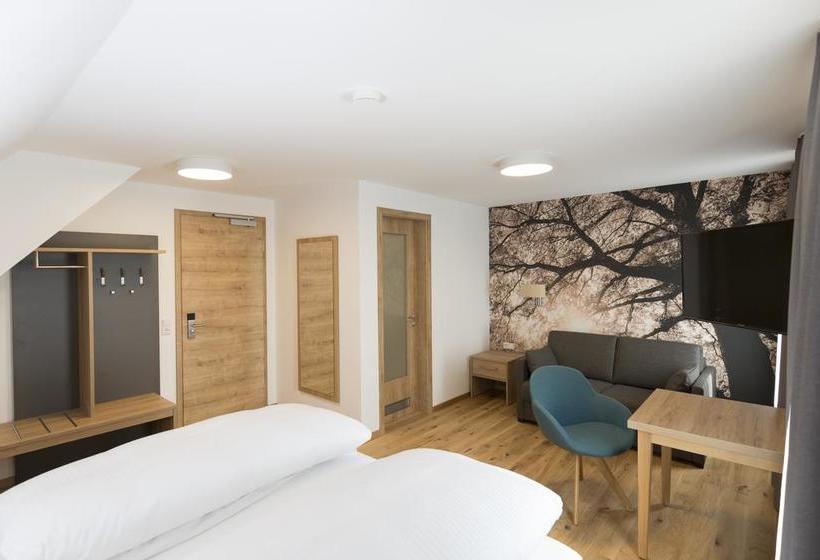 Hotel Zahn Landgasthof 19