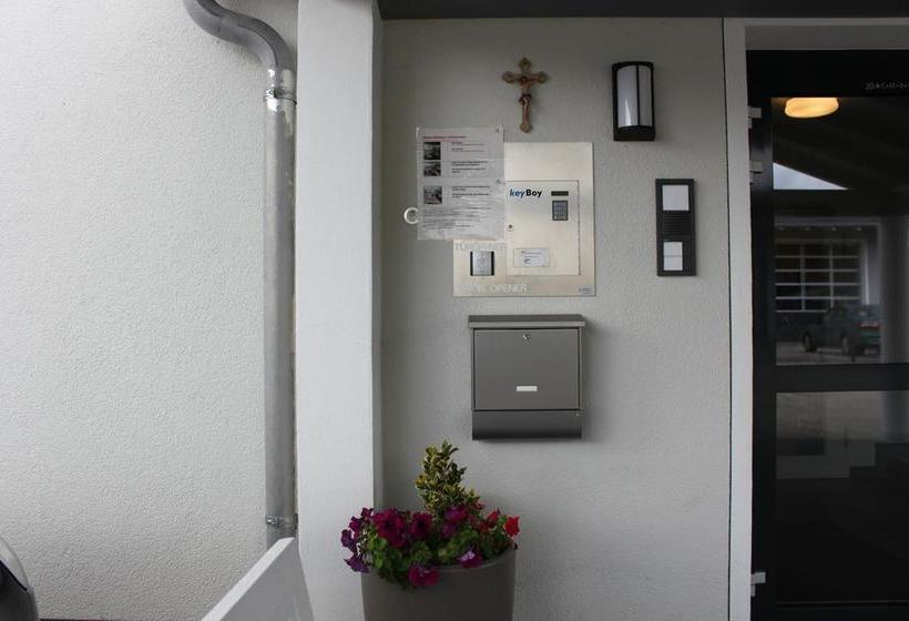 Hotel Claro Garni 15