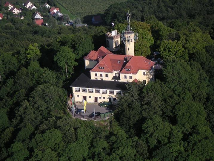 Burghotel Landeskrone 11