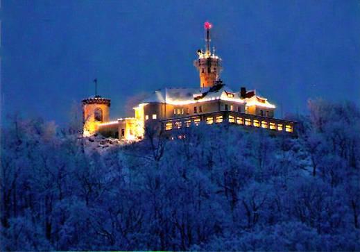 Burghotel Landeskrone 12