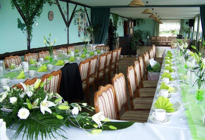 Burghotel Landeskrone 17