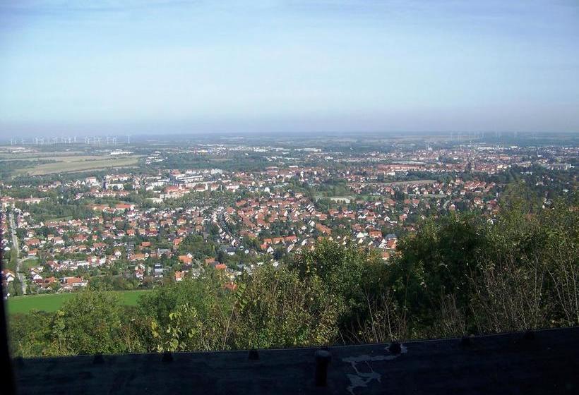 Burghotel Landeskrone 4