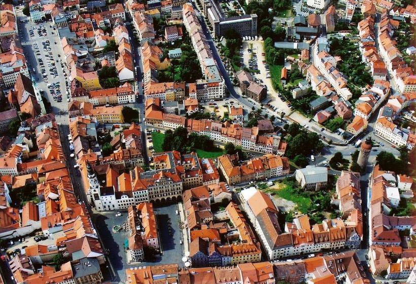 Dreibeiniger Hund Hotel & Gasthof 10