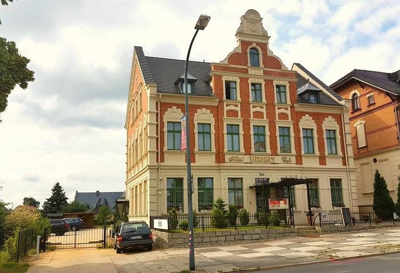 Hotel & Café Burghof