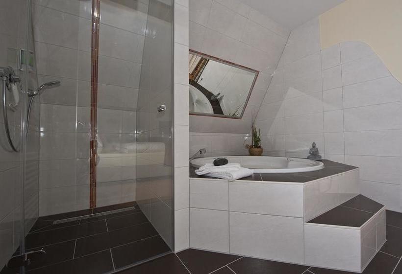 Hotel Am Schlosspark 6