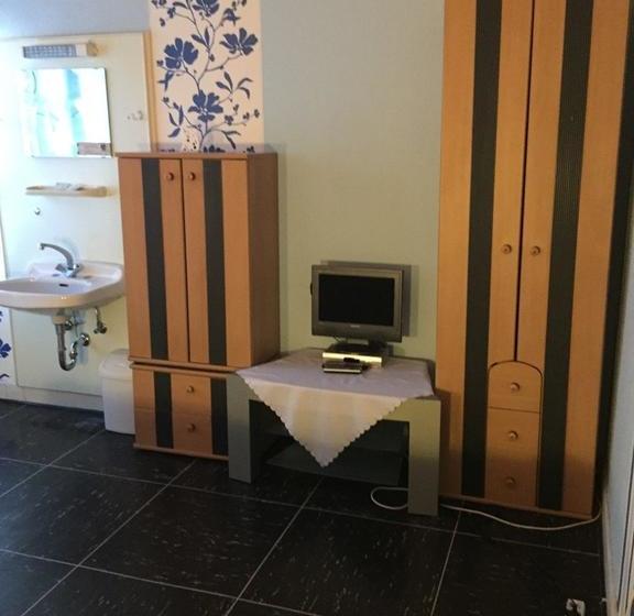 Hotel Haus Wasserscheide 9