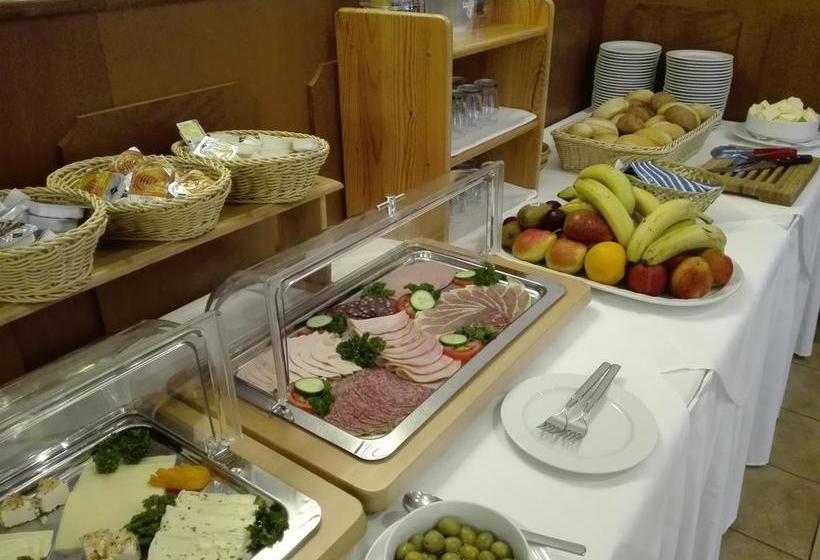 Hotel Stadt Genthin 1