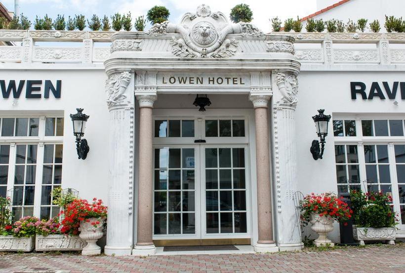Hotel Ravel International