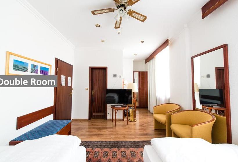 Hôtel Ravel International 7