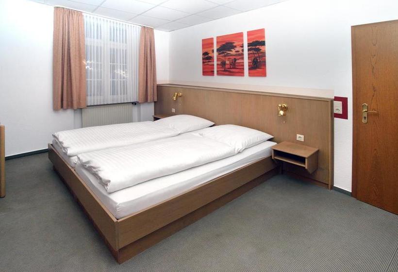 Hotel 1a Hostel Zimmer Frei 3