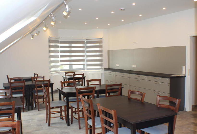 Hotel Slamba Hostel 2