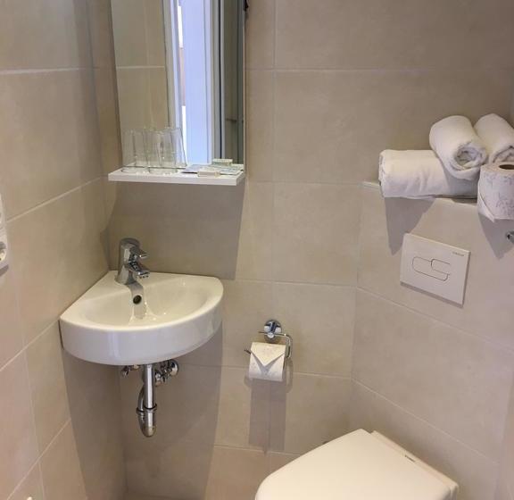 Hotel Gasthaus Breitenbach 14