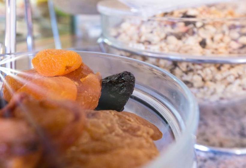 Hotel Pension Gabriela 10