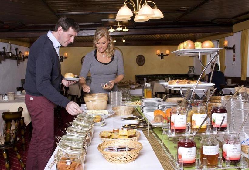 Hotel Wochners Sternen 11