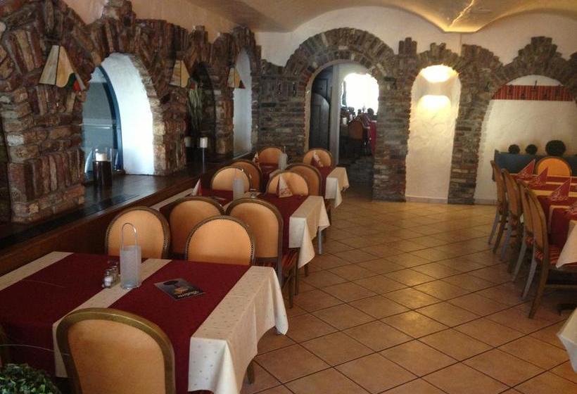 Hotel Restaurant Germania 9