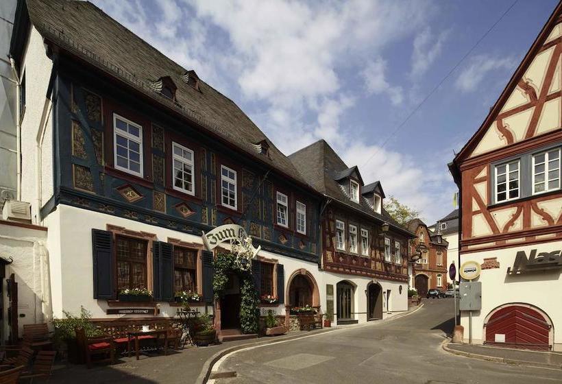Weinhaus Und Hotel Zum Krug 20