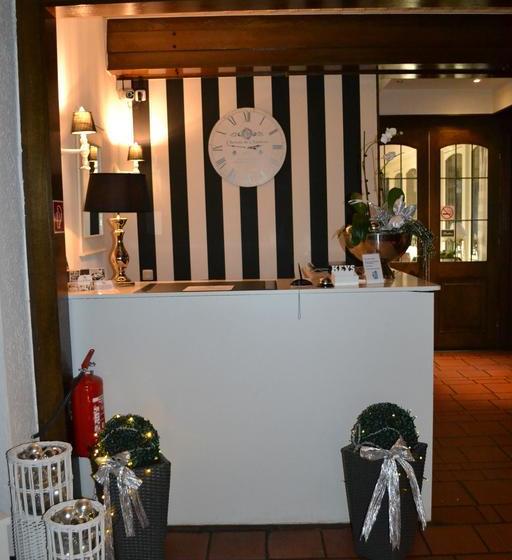 Hotel Zum Dorfbrunnen 13