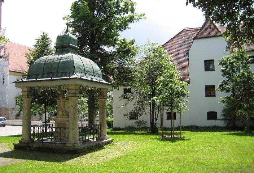 Hotel Am Klostergarten 9