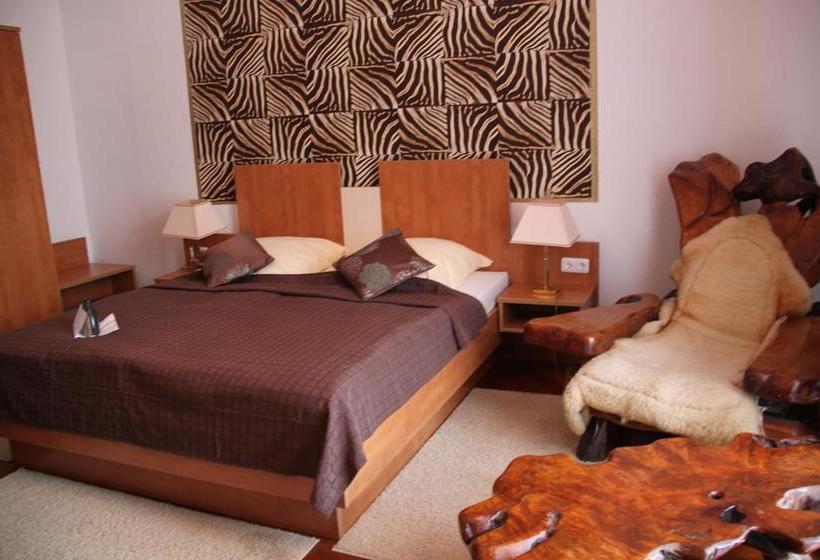 Hotel Vier Löwen 11