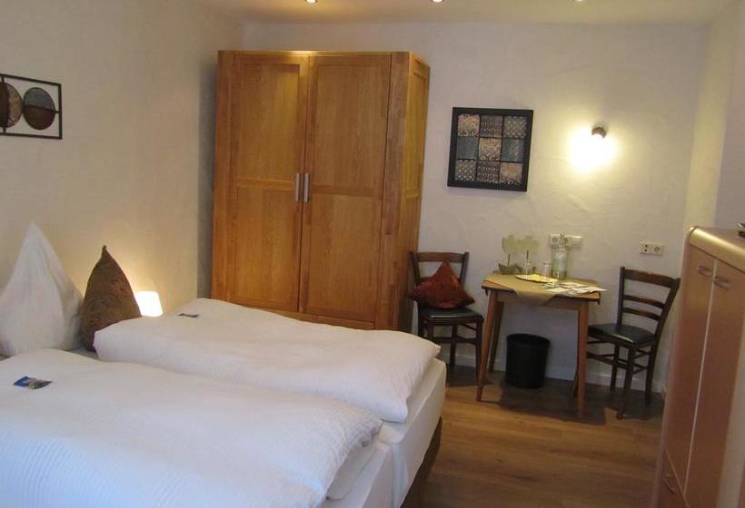 Moselland Hotel Im Enderttal Zum Onkel Willi 5