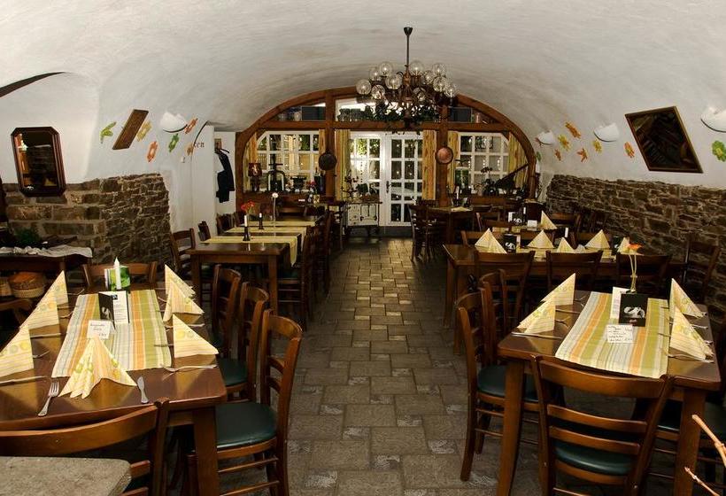 Moselland Hotel Im Enderttal Zum Onkel Willi 8