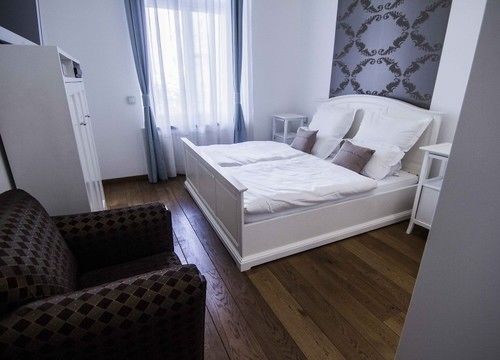 Hotel Helvetia Suites 1