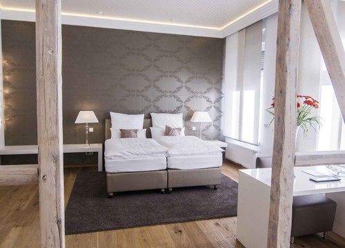 Hotel Helvetia Suites 13