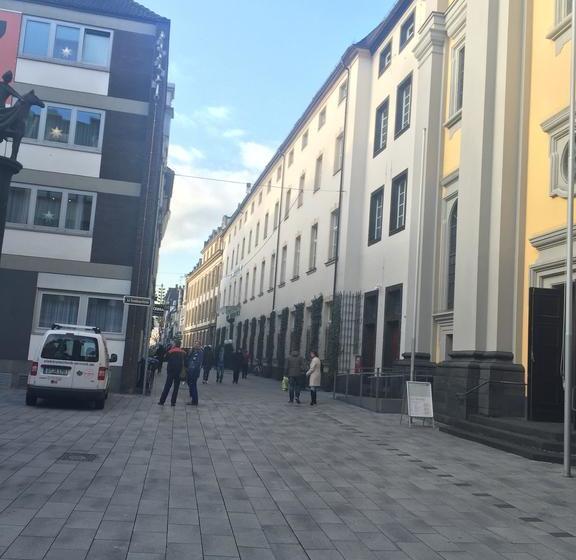 Altstadt Hotel Barcelona 14