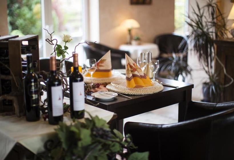 Hotel Asten Rose Landhaus Am Rothaarsteig 10