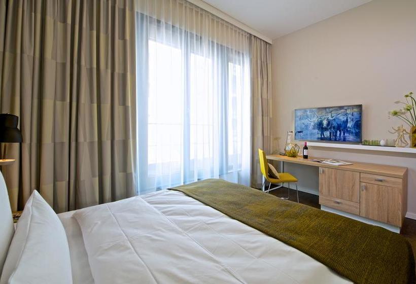 Hotel Frederics Serviced Apartments Style / Oranienburger Straße 1