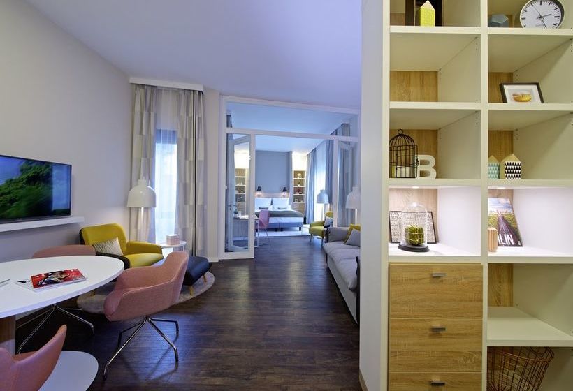 Hotel Frederics Serviced Apartments Style / Oranienburger Straße 15