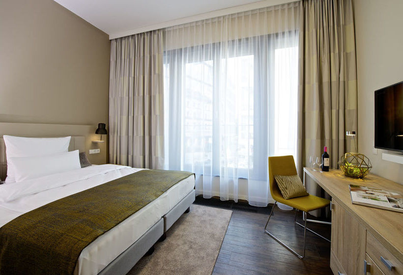 Hotel Frederics Serviced Apartments Style / Oranienburger Straße 18