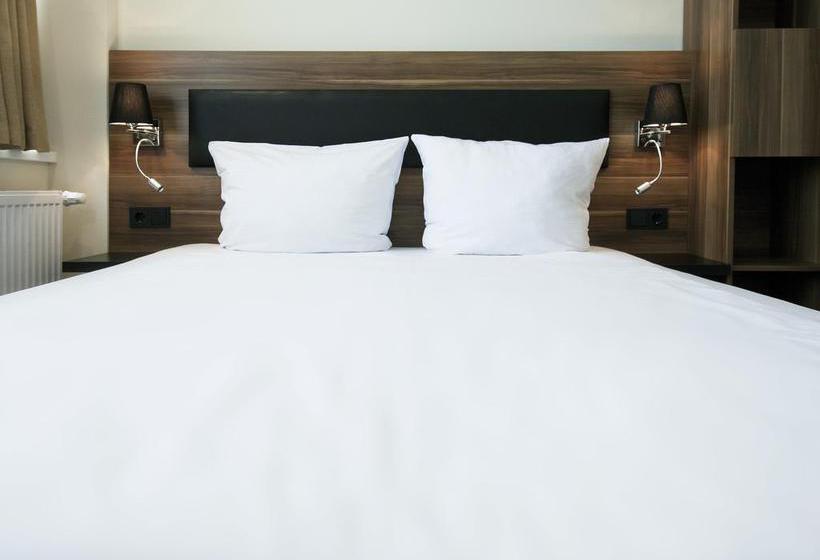 IBB Blue Hotel Berlin-Airport 1