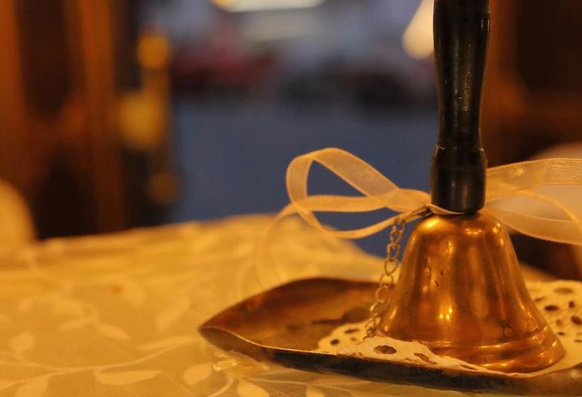 Hotel Five Seasons 10