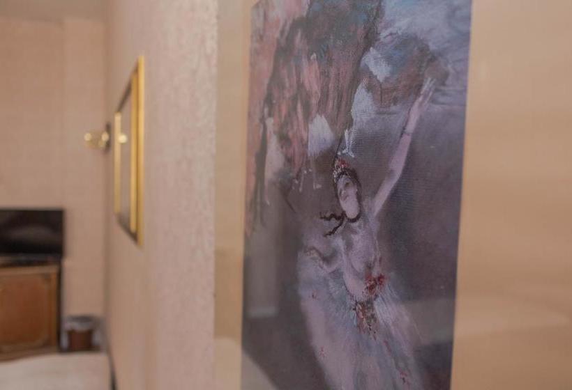 Hotel Five Seasons 11