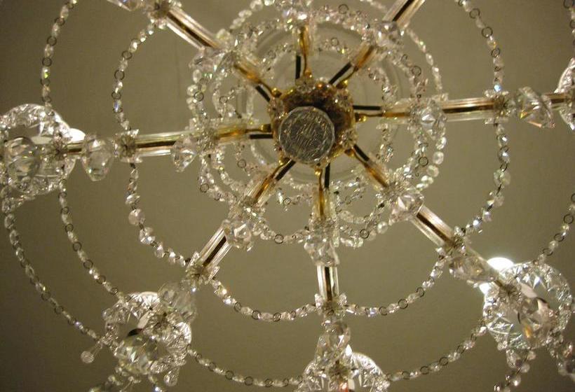 Hotel Five Seasons 4