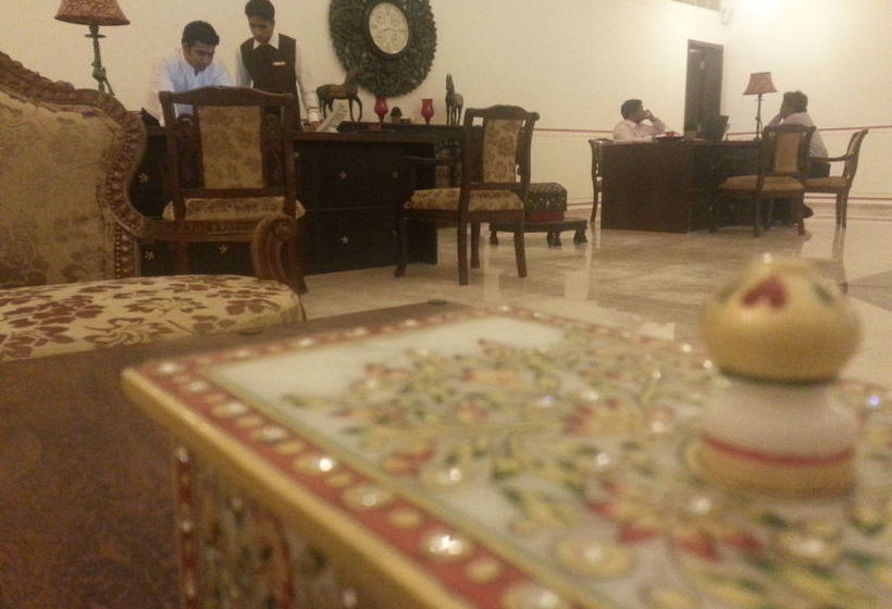 Hotel Treehouse Anuraga Resort 1