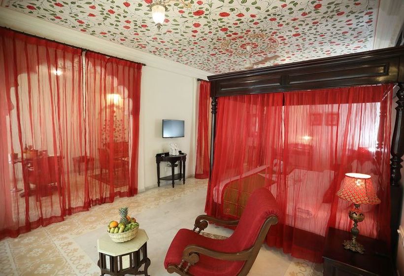 Hotel Treehouse Anuraga Resort 14