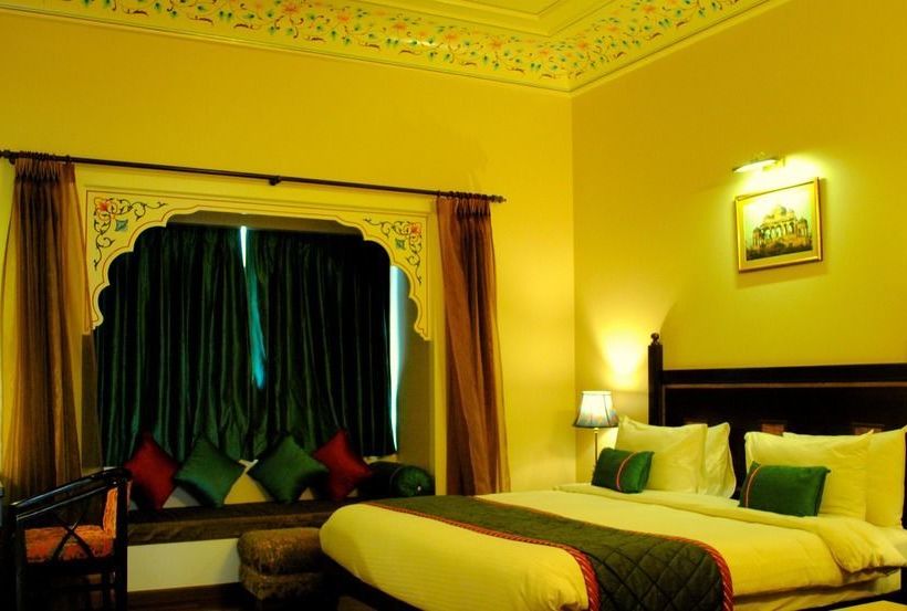 Hotel Treehouse Anuraga Resort 4