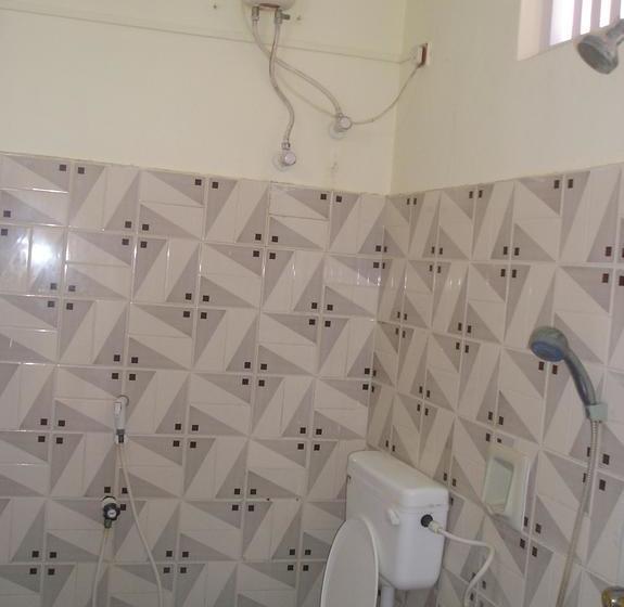 Hotel White House Beach Resort 1