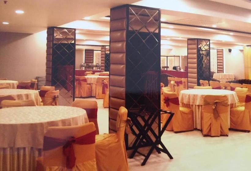 Hotel Mahalakshmi Palace 15