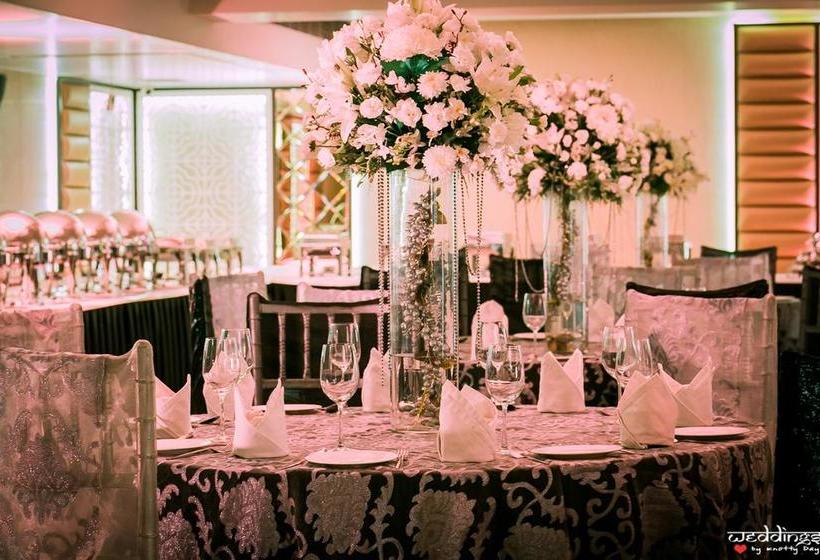 Hotel Mahalakshmi Palace 8