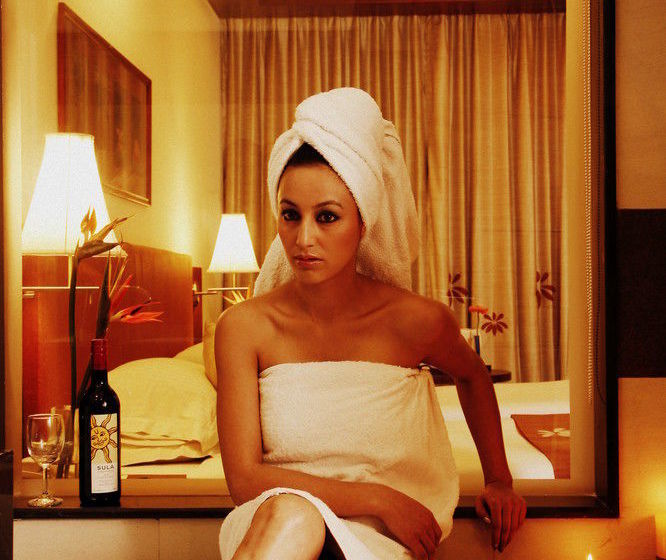 The Treehouse Hotel And Club 8