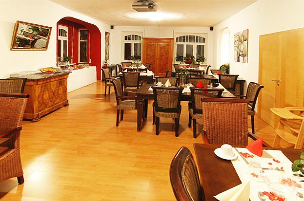 Villa Von Soden - Hotel Garni 10