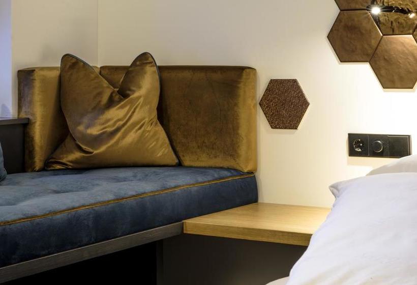 Boutique Hotel Gams 15