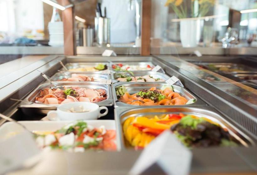 Hotel Ft Sportpark 13