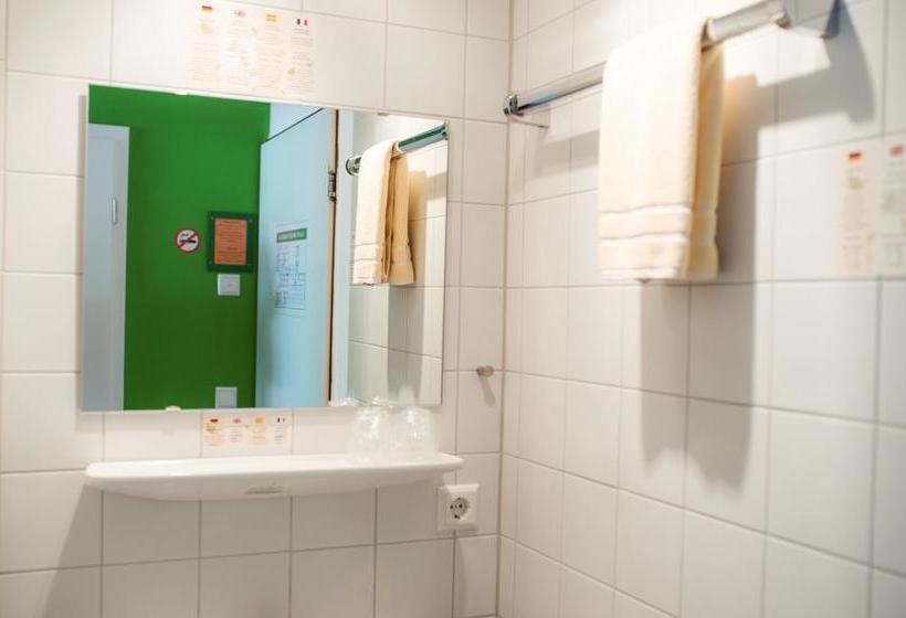 Hotel Ft Sportpark 6