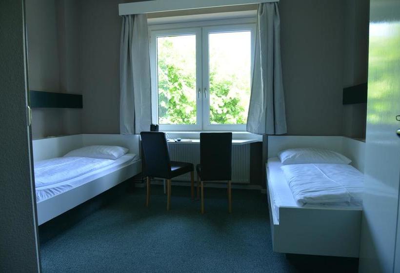 Hotel & Tagungszentrum Hessenkopf 3