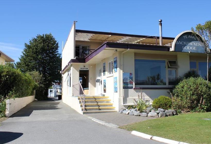 Hotel Te Anau Lakefront Backpackers 13