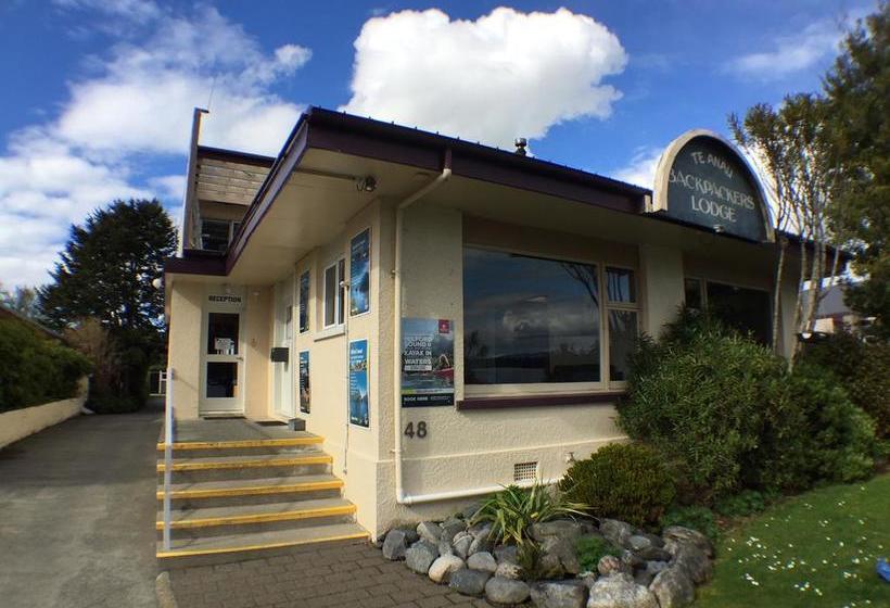 Hotel Te Anau Lakefront Backpackers 8